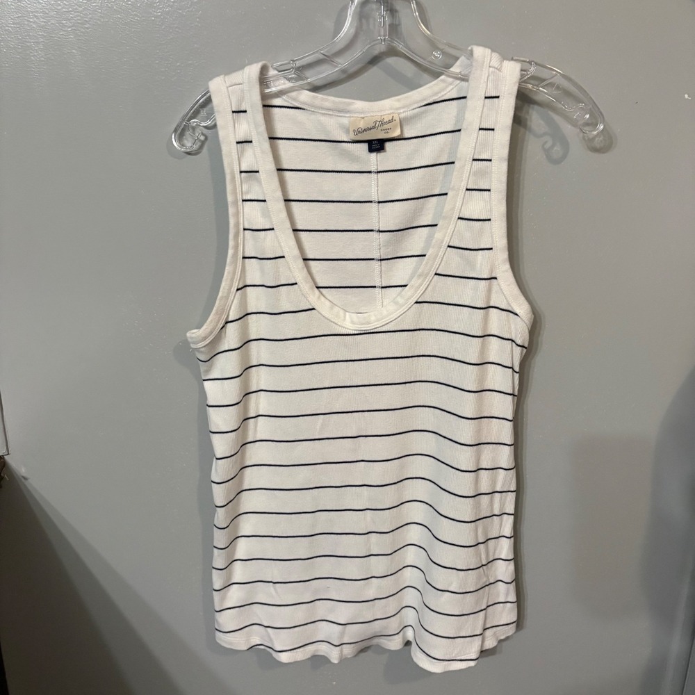 Universal Thread Tank Top White Black Striped Shirt Scoop Neck (Women's‎ 2XL)